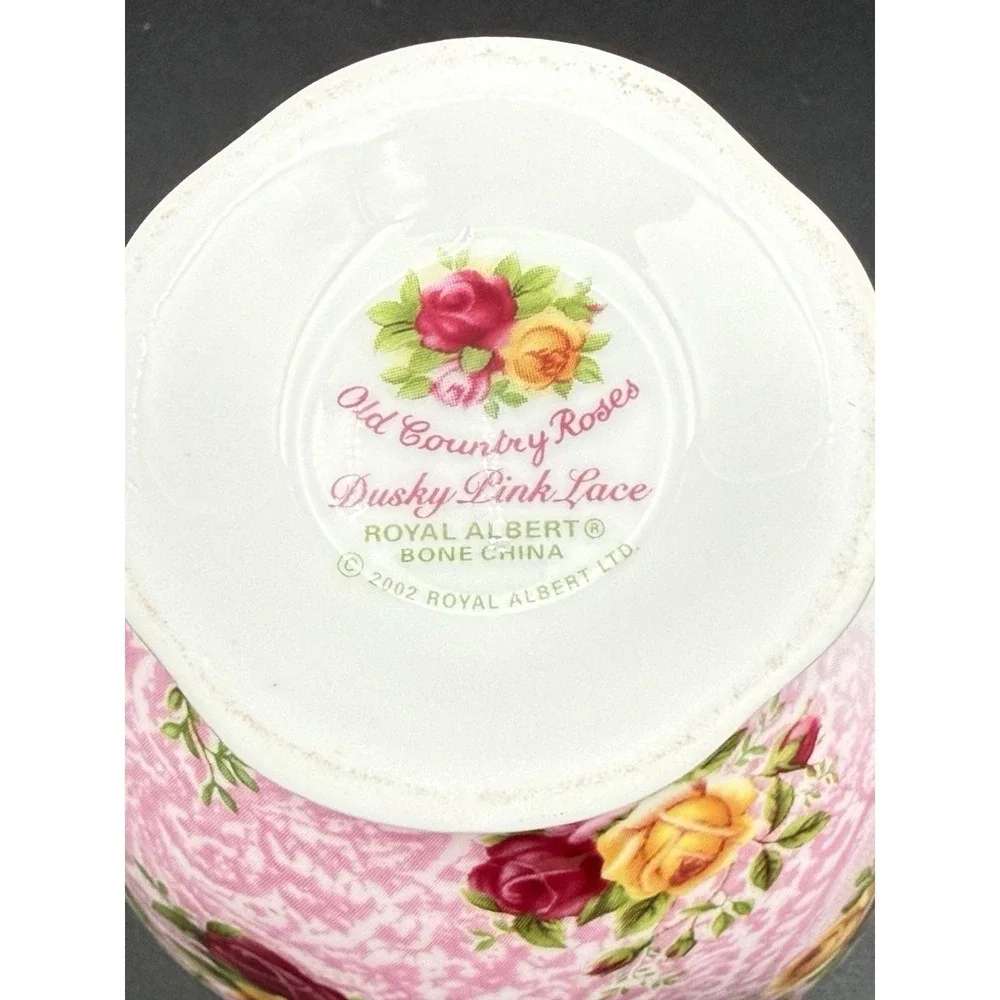 Royal Albert Old Country‎ Roses DUSKY PINK LACE Tea Cup Bone China